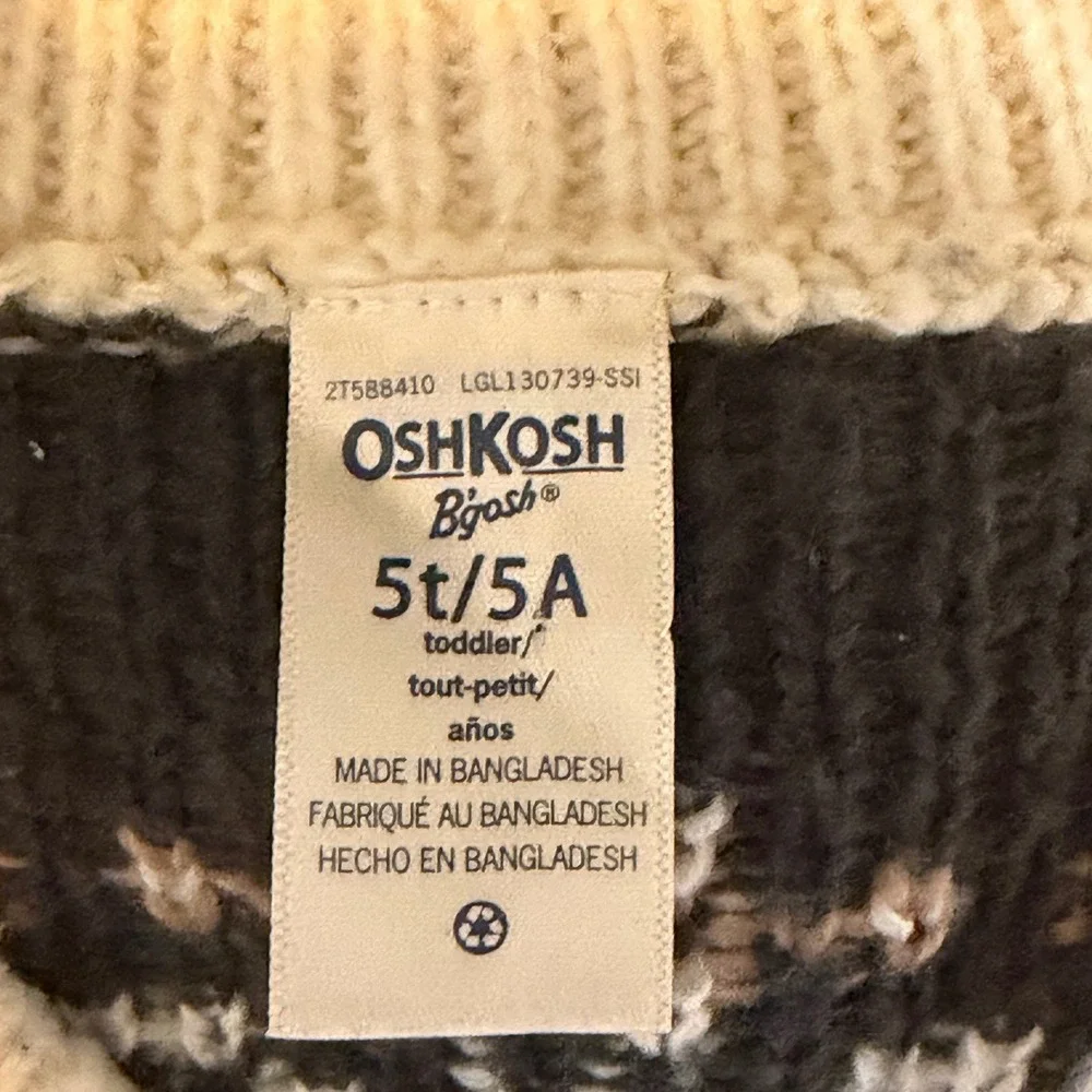 OshKosh B'gosh Cardigan Toddler 5T Fair Isle White Geometric Button EUC